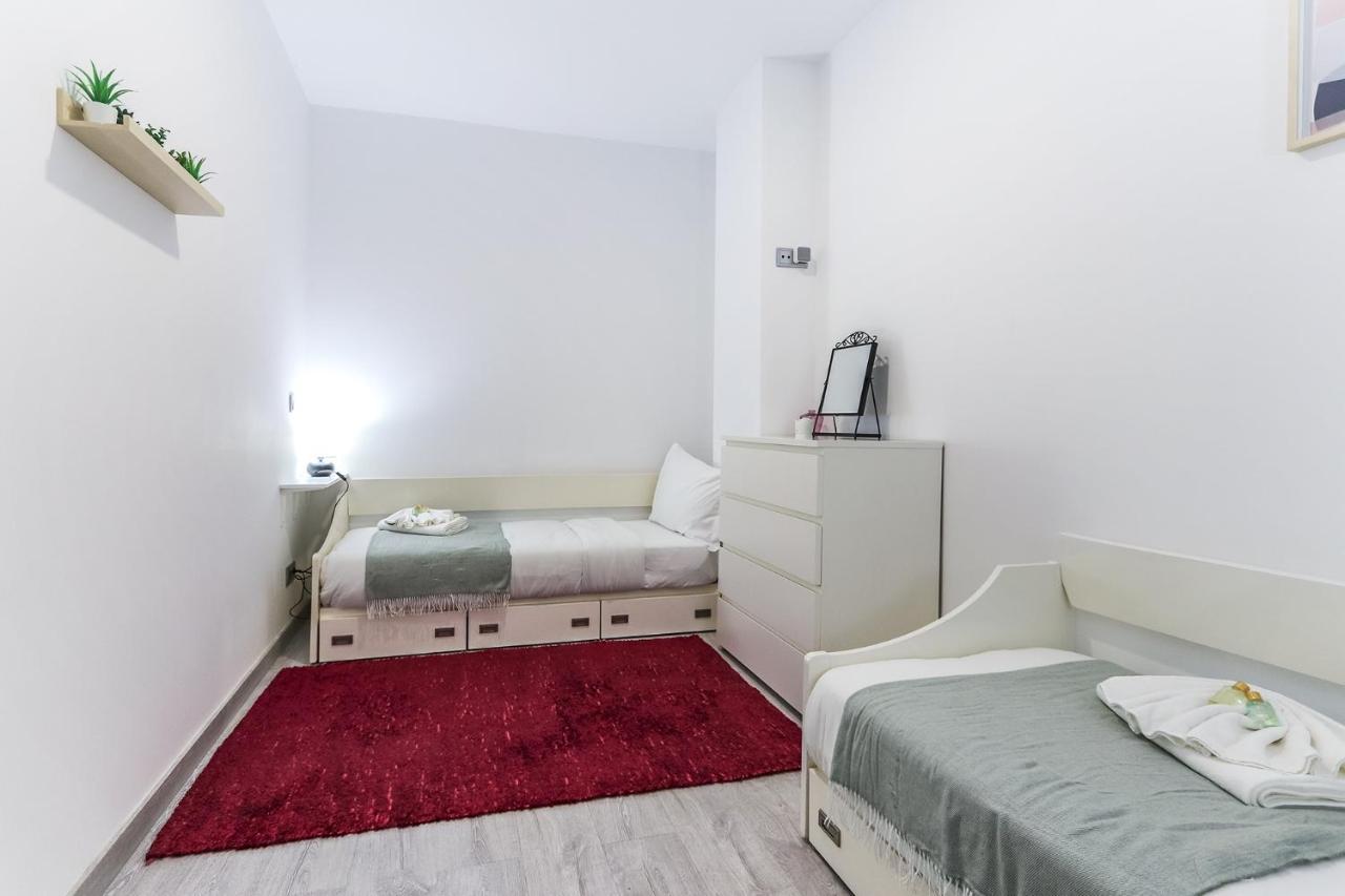 Vita Portucale ! Moscavide Family Apartment Лиссабон Экстерьер фото